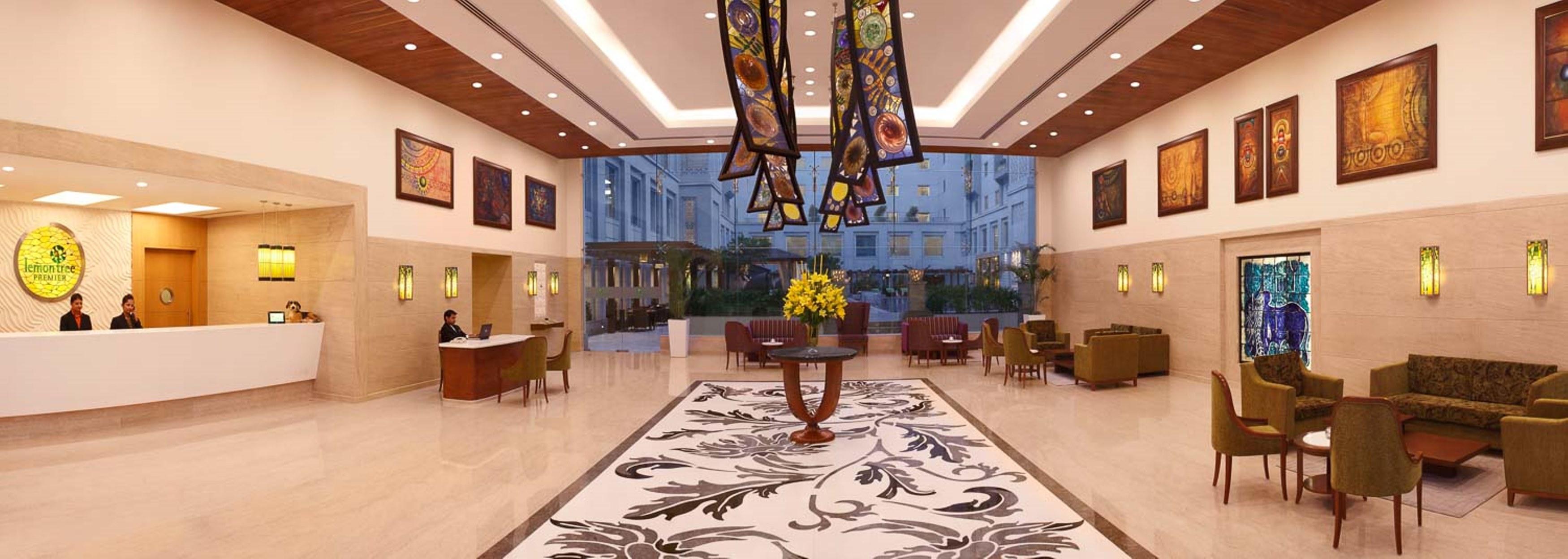 Lemon Tree Premier, Delhi Airport Hotel New Delhi Luaran gambar The lobby of the Taj Bengal