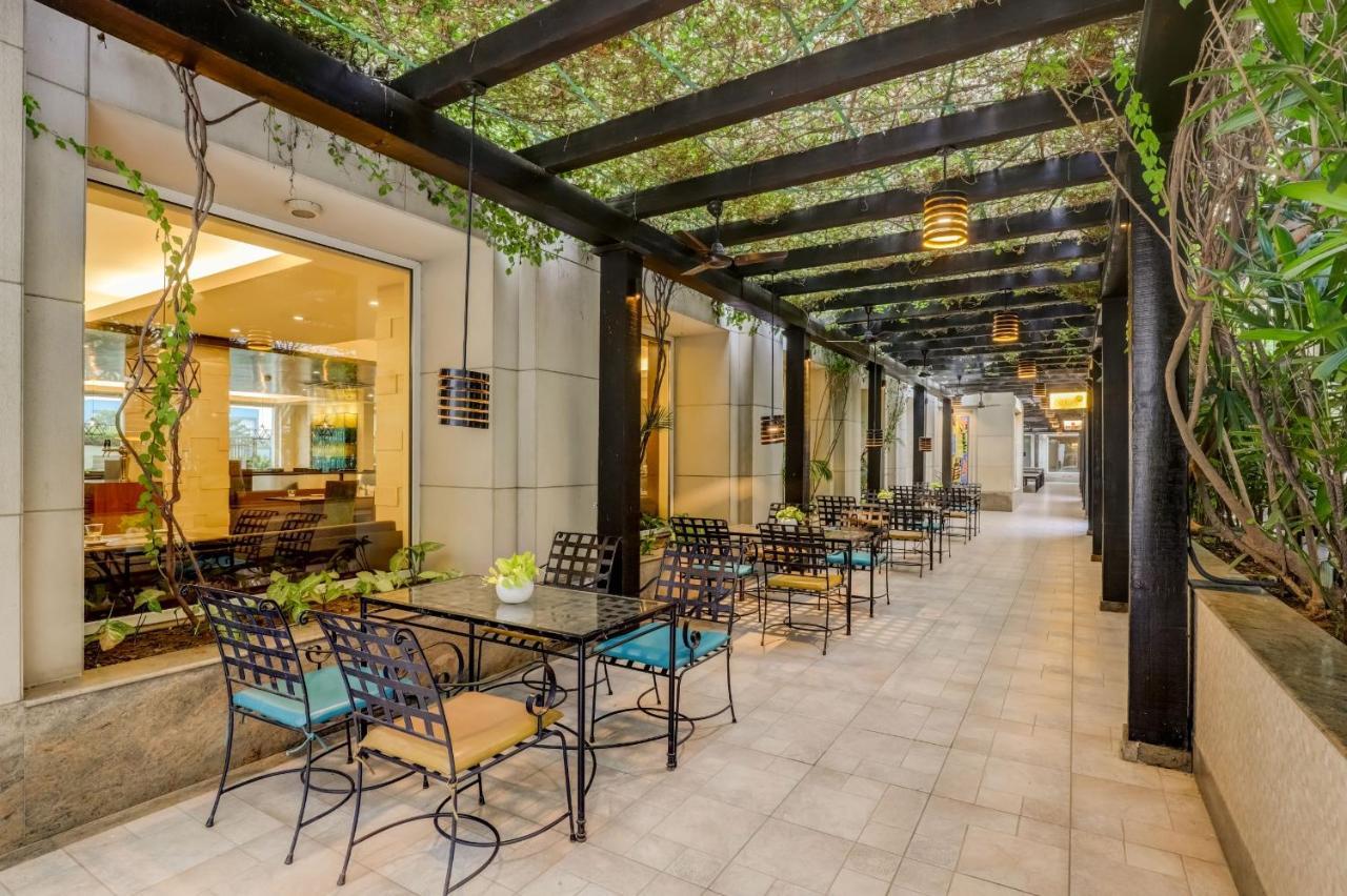 Lemon Tree Premier, Delhi Airport Hotel New Delhi Luaran gambar The Pergola